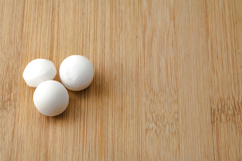 Do mothballs keep mice away? Not really. Best to call a mouse exterminator near you.